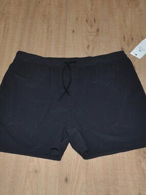 CORY VINES men's shorts XL NWT